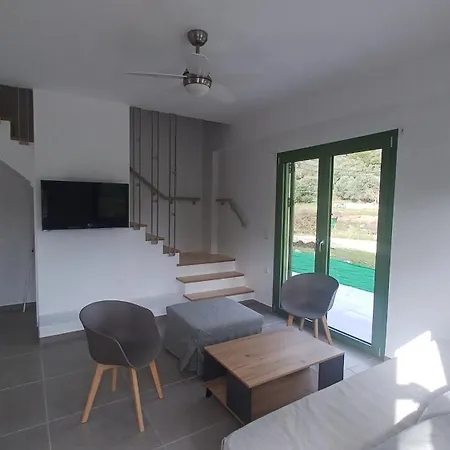 Miliasia Ferienhaus Kondaraíni